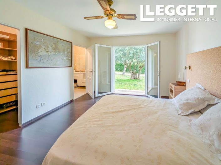 Image No.7-4 Bed House for sale