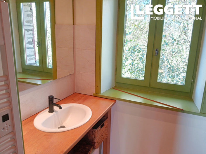 Image No.7-2 Bed House for sale