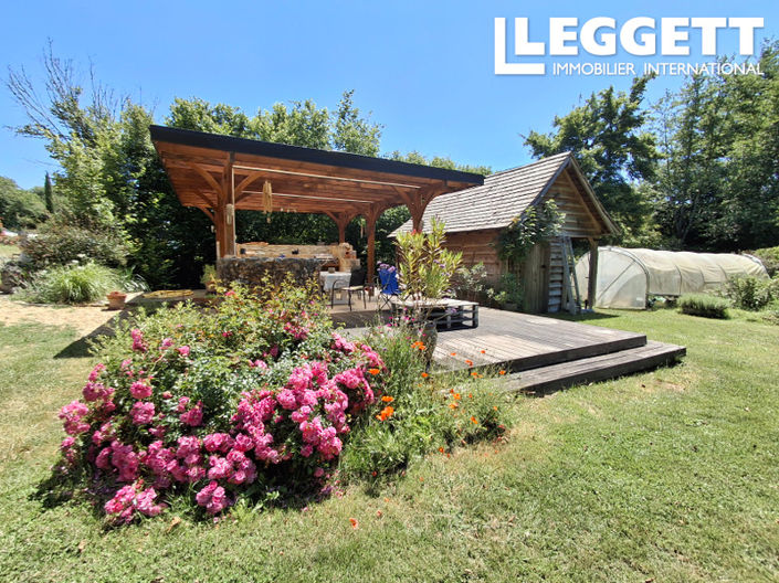 Image No.2-4 Bed House for sale