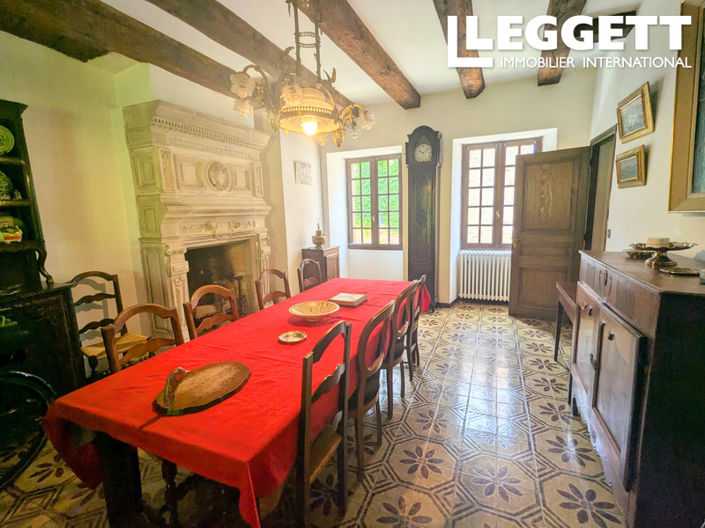 Image No.6-6 Bed House for sale