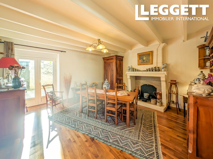 Image No.2-5 Bed House for sale