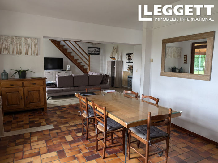 Image No.5-3 Bed House for sale