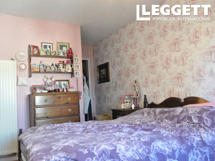 Image No.7-4 Bed House for sale