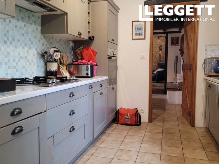 Image No.6-3 Bed House for sale