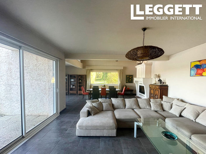 Image No.3-4 Bed House for sale