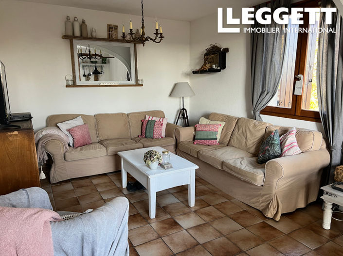 Image No.7-3 Bed House for sale