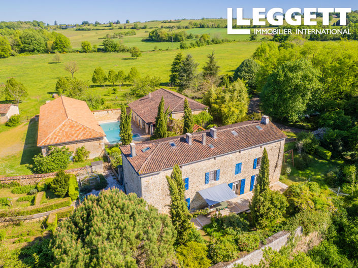 Image No.1-5 Bed House for sale