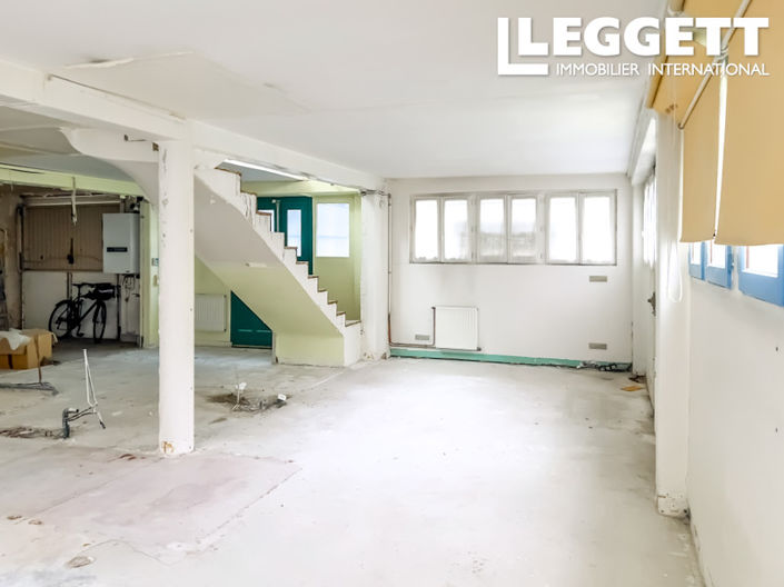 Image No.9-4 Bed House for sale