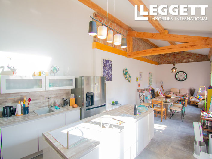 Image No.3-3 Bed House for sale