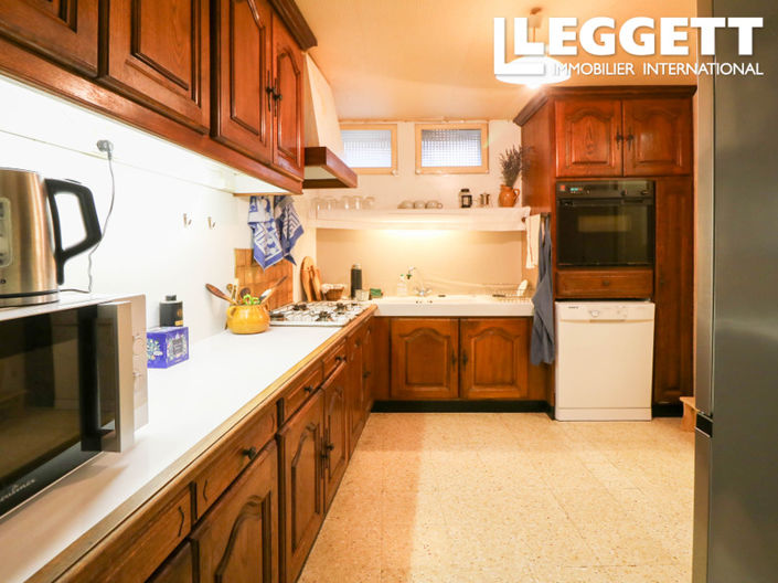 Image No.4-2 Bed House for sale