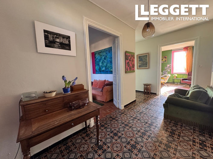 Image No.6-3 Bed House for sale