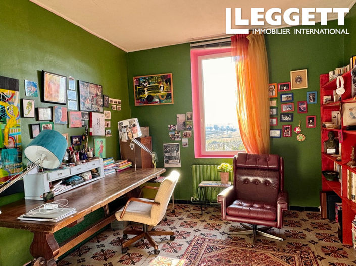 Image No.7-3 Bed House for sale