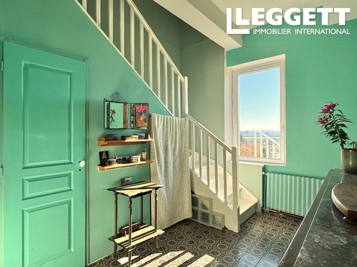 Image No.8-3 Bed House for sale