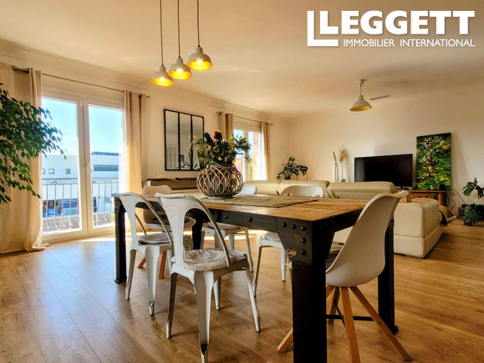 Image No.3-4 Bed House for sale