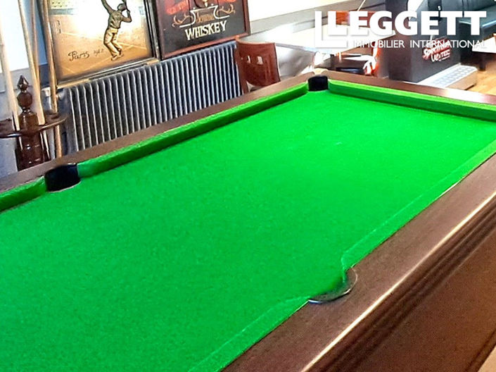 Image No.2-3 Bed Commercial for sale