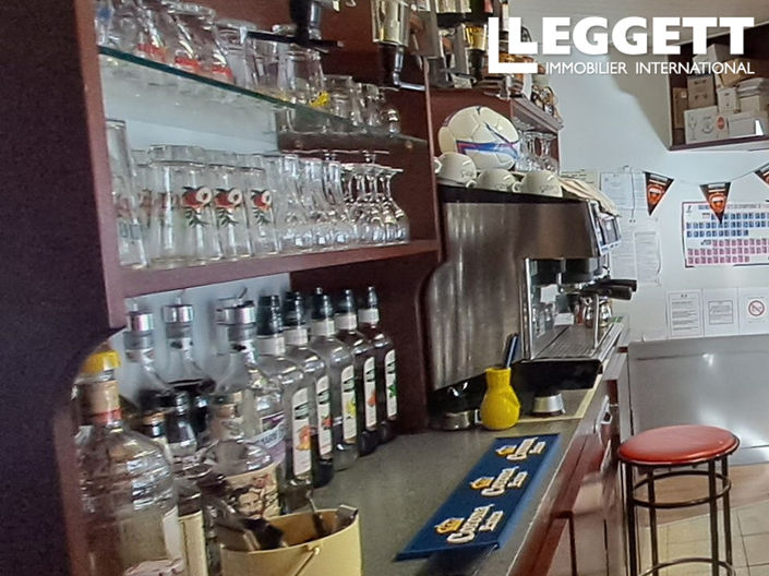 Image No.6-3 Bed Commercial for sale