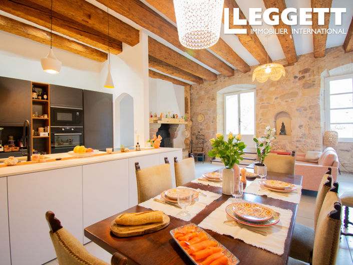 Image No.1-7 Bed House for sale