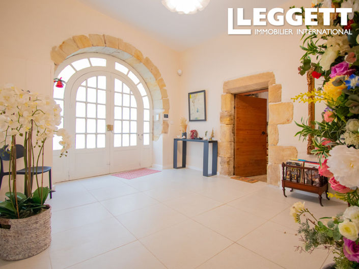 Image No.2-7 Bed House for sale