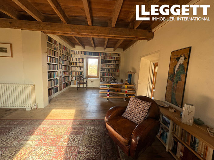 Image No.6-2 Bed House for sale