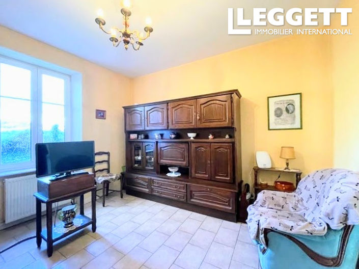 Image No.6-3 Bed House for sale