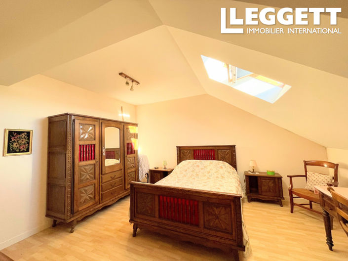 Image No.7-3 Bed House for sale