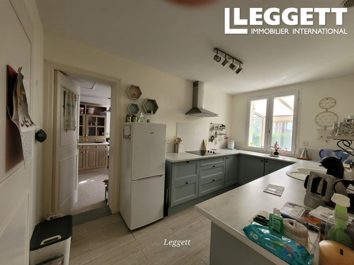 Image No.6-3 Bed House for sale