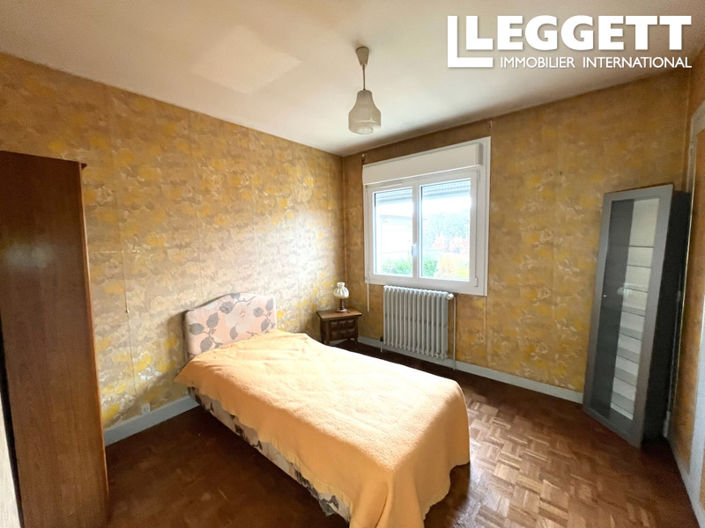 Image No.10-5 Bed House for sale