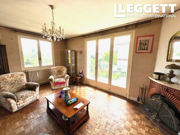 Image No.4-5 Bed House for sale