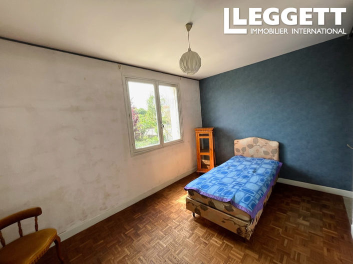 Image No.7-5 Bed House for sale