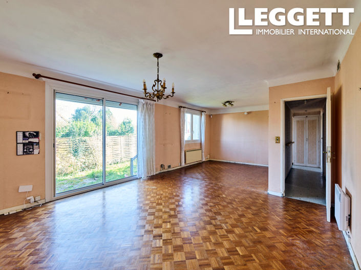 Image No.2-5 Bed House for sale