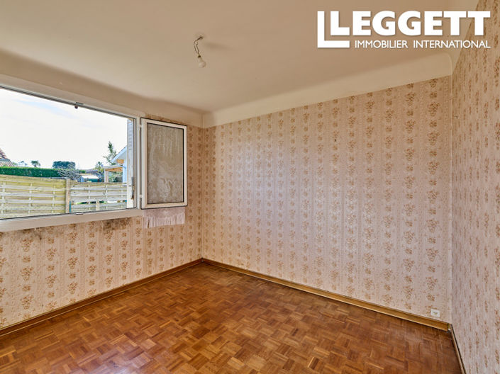 Image No.4-5 Bed House for sale