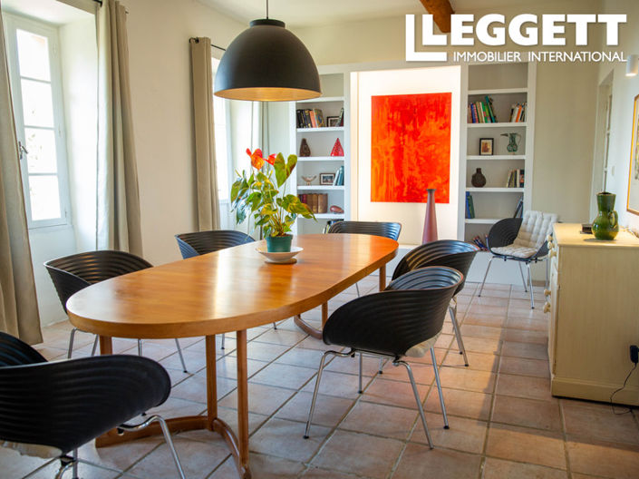 Image No.3-10 Bed House for sale