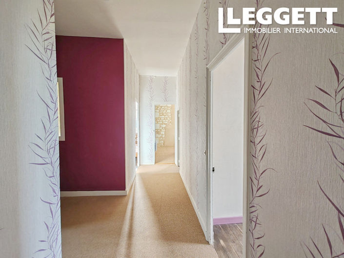 Image No.9-5 Bed House for sale