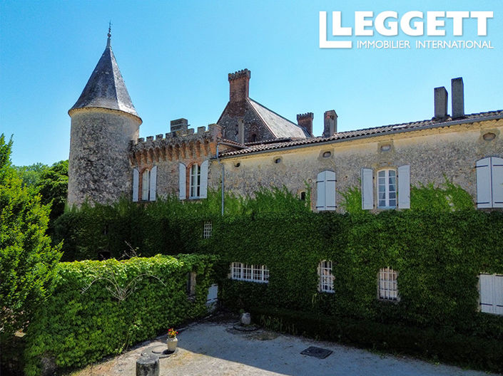 Image No.6-24 Bed Chateaux for sale