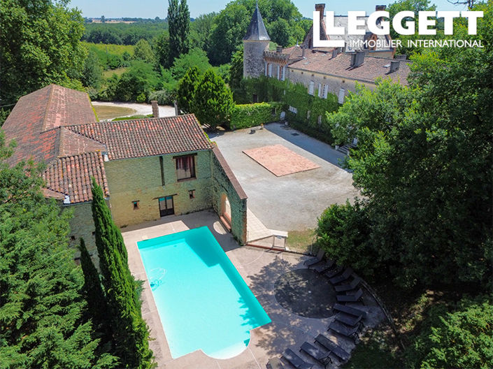 Image No.8-24 Bed Chateaux for sale