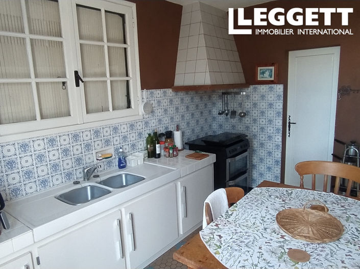 Image No.4-4 Bed House for sale