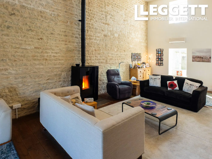 Image No.2-5 Bed House for sale