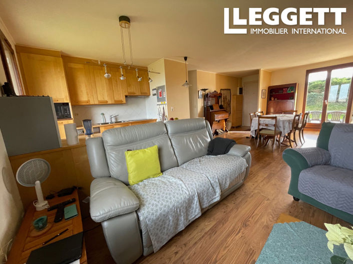 Image No.7-5 Bed House for sale