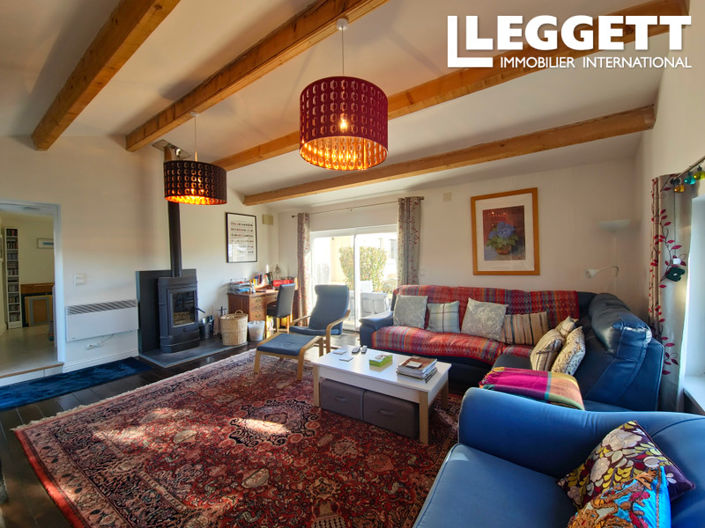 Image No.10-3 Bed House for sale