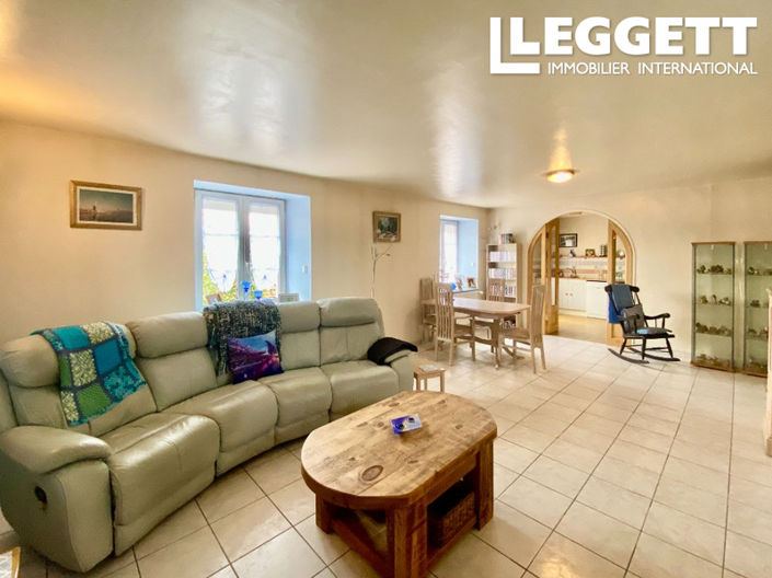 Image No.4-3 Bed House for sale