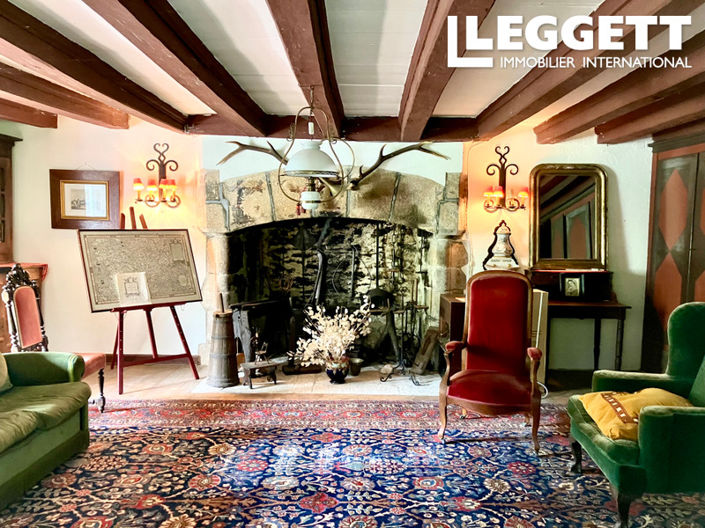 Image No.3-6 Bed House for sale