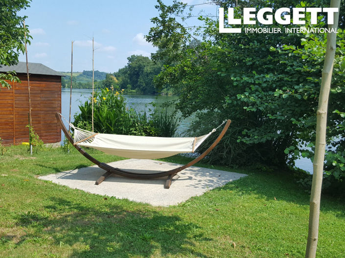 Image No.10-3 Bed House for sale