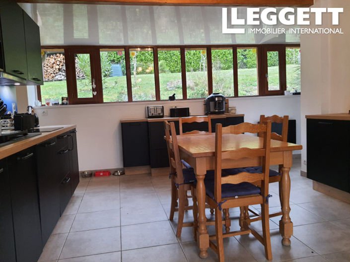 Image No.7-3 Bed House for sale