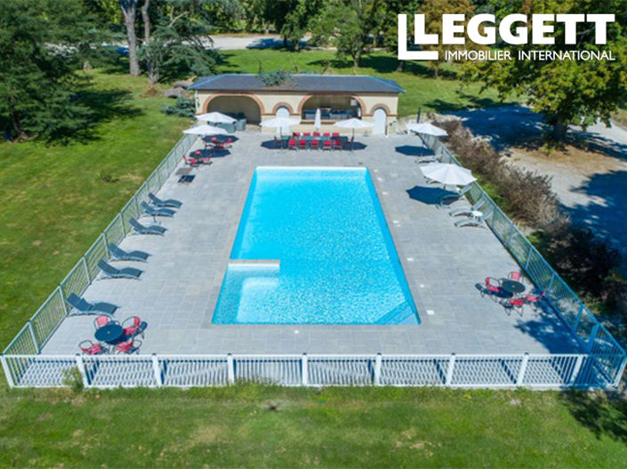 Image No.4-16 Bed Chateaux for sale