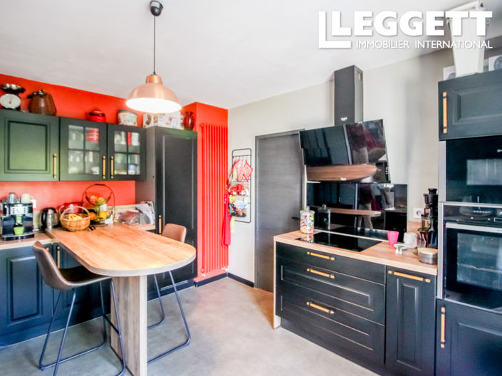 Image No.5-4 Bed House for sale