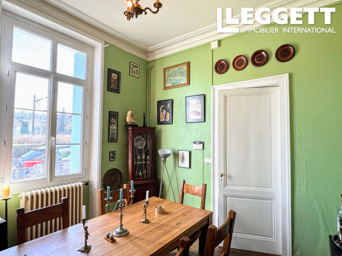 Image No.6-5 Bed House for sale