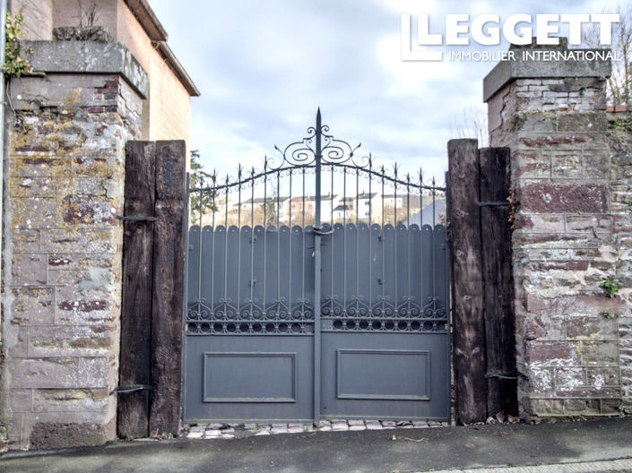 Image No.10-4 Bed House for sale