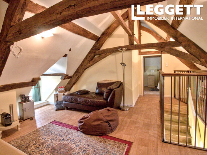 Image No.7-4 Bed House for sale