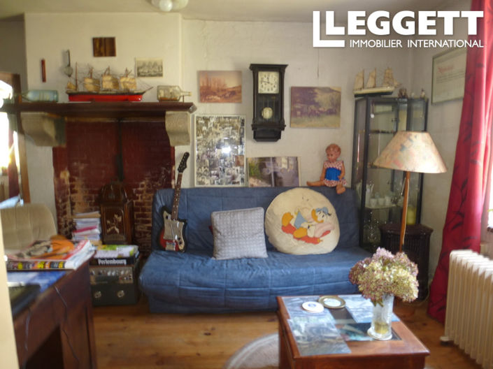 Image No.8-3 Bed House for sale