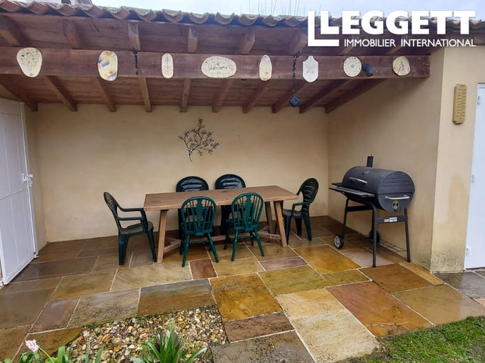 Image No.9-3 Bed House for sale